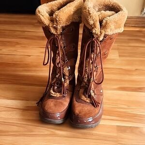 Sporto Brown Winter & Rain Boots with Plush Lining and Rugged Style - Used